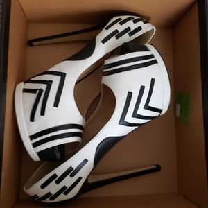 Brand New High heel Platform Pumps